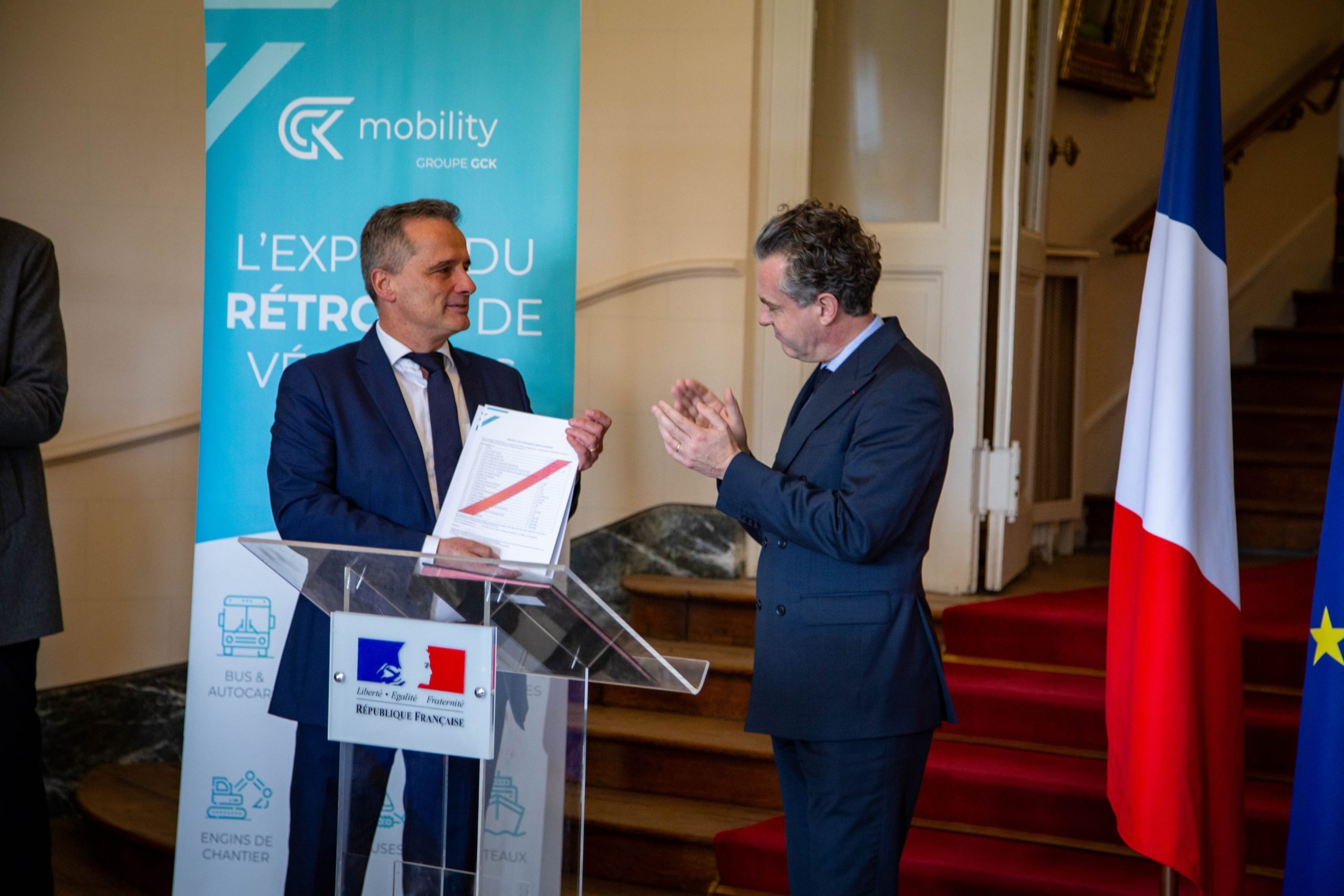 GCK obtient la 1ère homologation mondiale pour un autocar rétrofité à l’hydrogène destiné à une production en série.